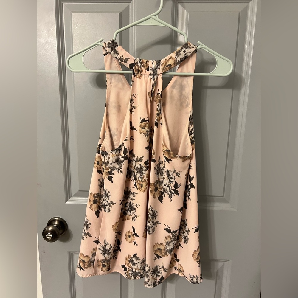 Floral Tank - Picture 2 of 3